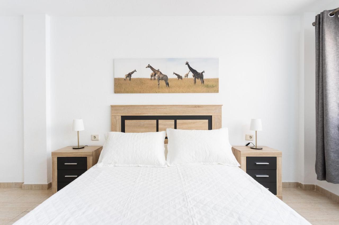 Home2Book The Heights Los Cristianos, Pool Лос Кристианос Екстериор снимка