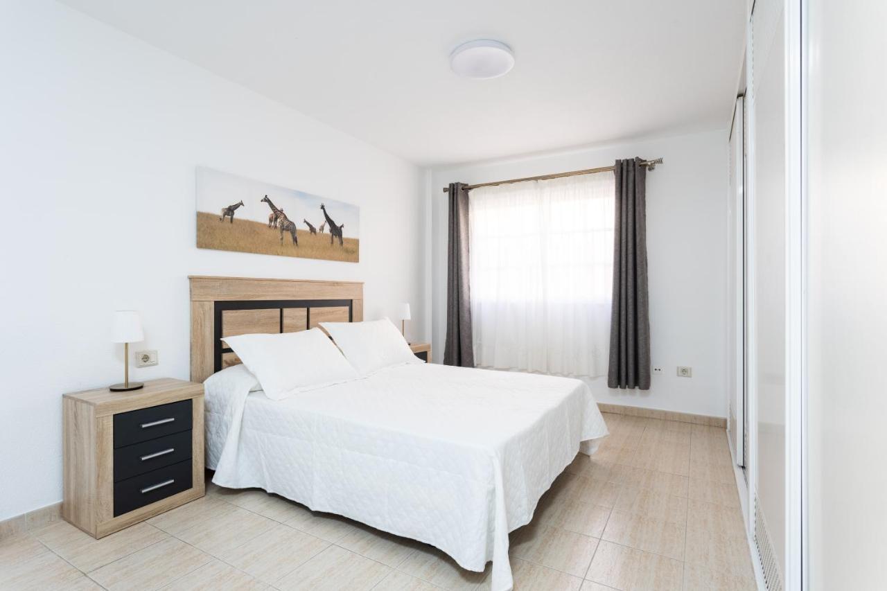 Home2Book The Heights Los Cristianos, Pool Лос Кристианос Екстериор снимка