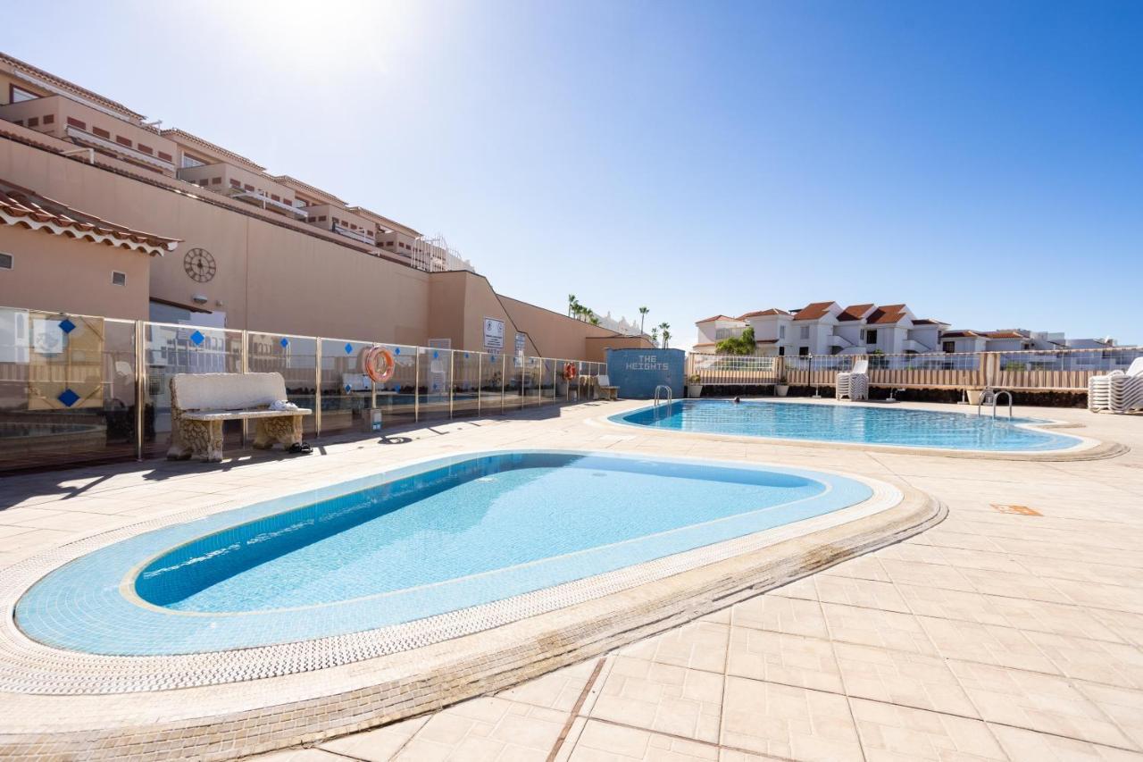 Home2Book The Heights Los Cristianos, Pool Лос Кристианос Екстериор снимка